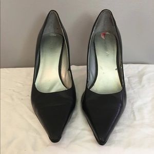Nine West pumps